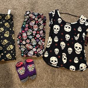 Bobbie Brooks Skull Print Top and Leggings Set - Black and Cream